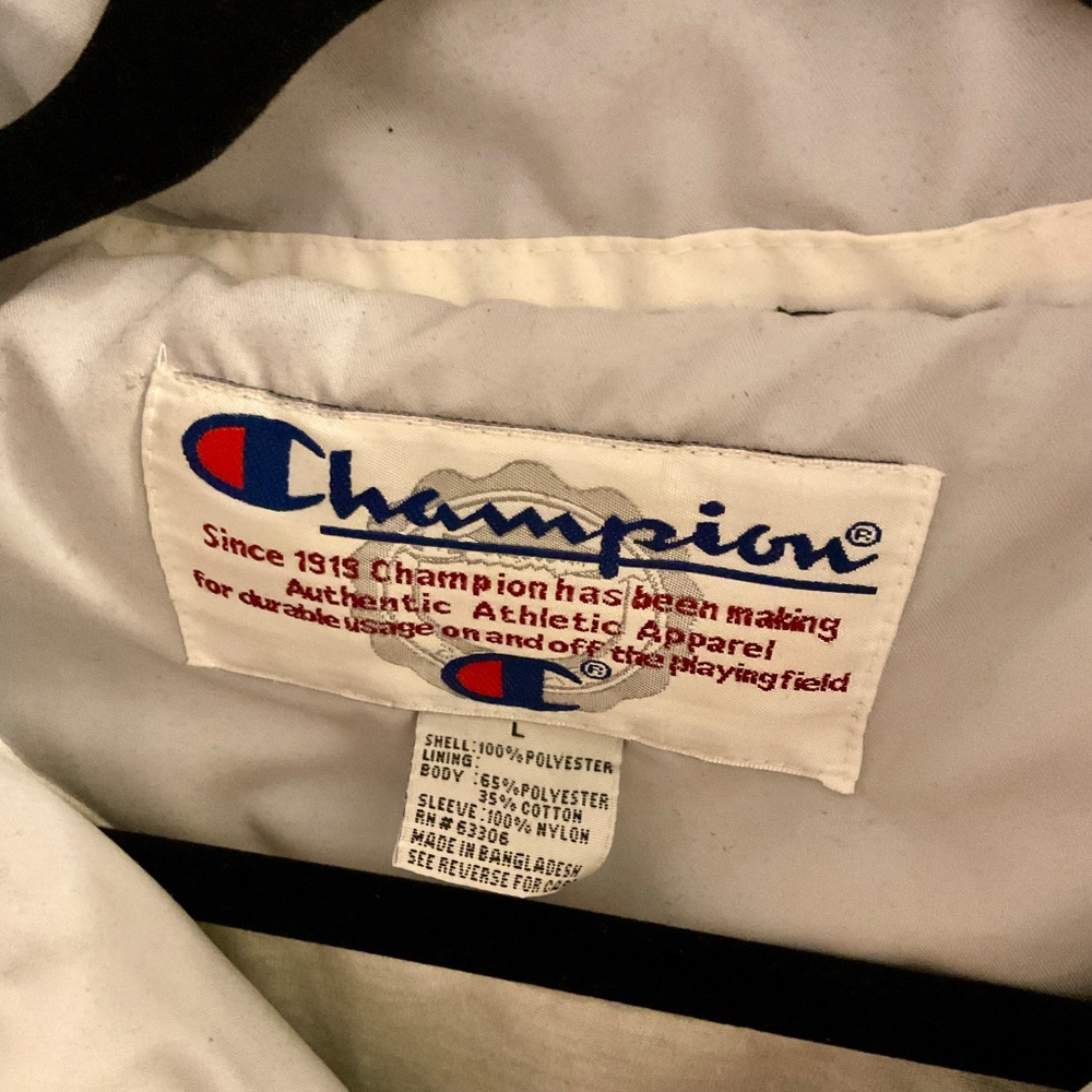 Champion Men’s Windbreaker - Picture 3 of 3